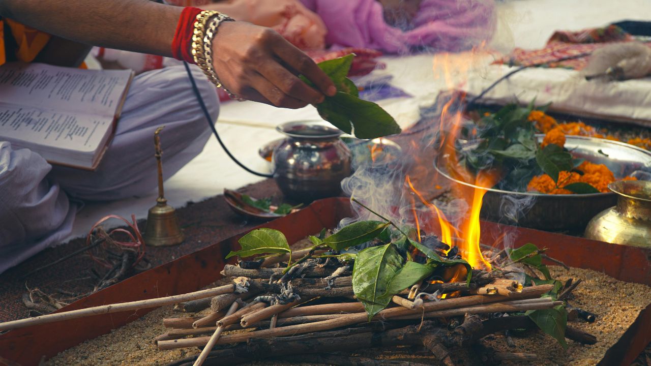 Best Griha Pravesh Puja Panditji in Meerut